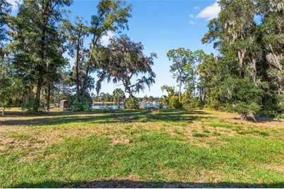 201 N West Street, Interlachen, FL 32148 - Photo 39