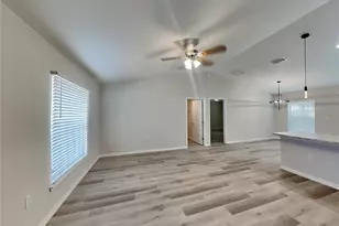 27 Pine Cir, Ocala, FL 34472 - Photo 3