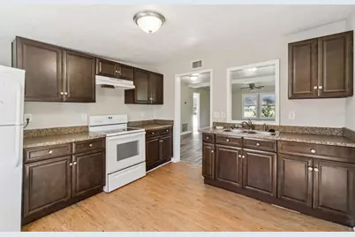 40542 W 3rd Avenue, Umatilla, FL 32784 - Photo 5