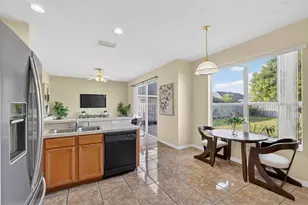 4921 Casa Vista Dr, Orlando, FL 32837 - Photo 3