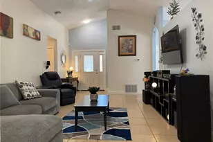 1020 Vernon Loop, Oviedo, FL 32765 - Photo 3