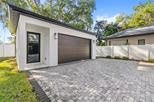 902 Shady Ln Dr, Orlando, FL 32804 - Photo 53