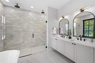 902 Shady Ln Dr, Orlando, FL 32804 - Photo 31