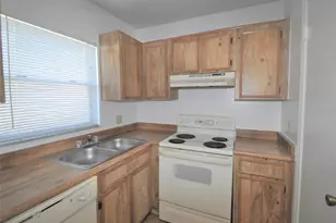 4240 Pershing Pointe Pl, Orlando, FL 32822 - Photo 3