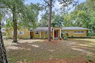 209 NE Triplet Dr, Casselberry, FL 32707 - Photo 1