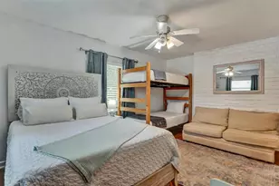 7716 Dartmouth Ave N, Saint Petersburg, FL 33710 - Photo 25