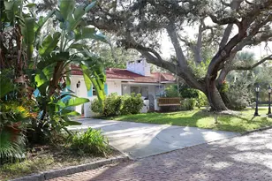 7716 Dartmouth Ave N, Saint Petersburg, FL 33710 - Photo 1