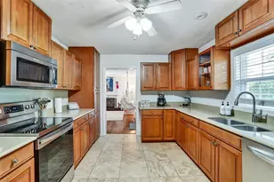 7716 Dartmouth Ave N, Saint Petersburg, FL 33710 - Photo 15