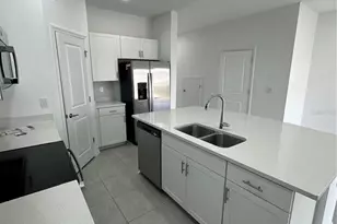 5924 Whetstone Ct, Palmetto, FL 34221 - Photo 9