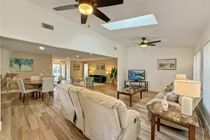 2436 Deer Trail Ln, Spring Hill, FL 34606 - Photo 7