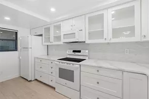 1860 N Atlantic Ave, Cocoa Beach, FL 32931 - Photo 23