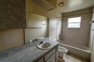 6042 Wade St, Leesburg, FL 34748 - Photo 9