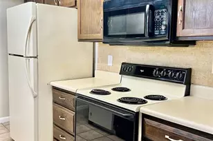 4371 Aqua Vista Dr, Orlando, FL 32839 - Photo 9