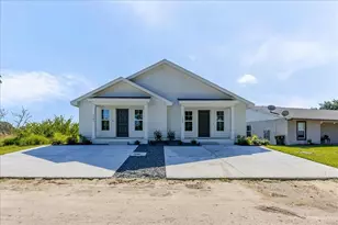 1162 Fairway Dr, Lakeland, FL 33801 - Photo 1