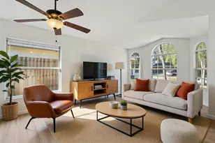 1860 Greenbrook Ct, Oviedo, FL 32766 - Photo 9