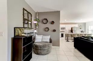 907 Marquette Ct, Deltona, FL 32725 - Photo 9