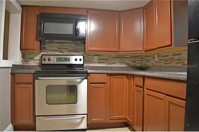 647 S Delaware Avenue, Deland, FL 32720 - Photo 3