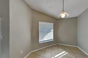 817 Highland Crest Loop, Lake Wales, FL 33853 - Photo 11