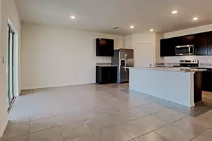 30985 Penny Surf Loop, Wesley Chapel, FL 33545 - Photo 5