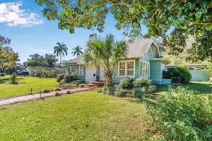 2004 Lily Ct, Sanford, FL 32771 - Photo 3