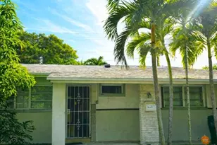 9110 SW 44th St, Miami, FL 33165 - Photo 1