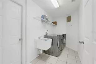 1542 Banbury Loop S, Lakeland, FL 33809 - Photo 29