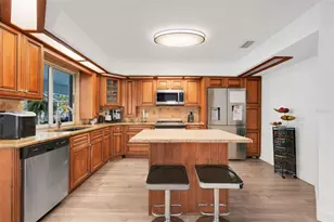 1542 Banbury Loop S, Lakeland, FL 33809 - Photo 13