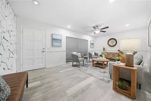 401 Greenview Dr, Brandon, FL 33510 - Photo 7