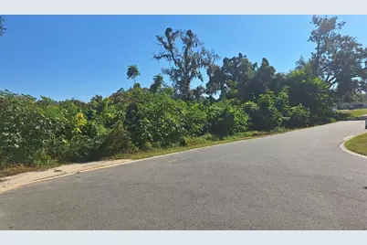 335 E 12th Street, Apopka, FL 32703 - Photo 1