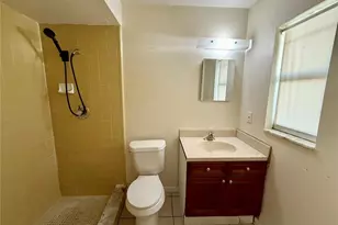 7373 Laurel Hill Dr, Orlando, FL 32818 - Photo 19