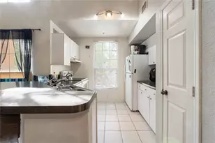 6416 Raleigh St, Orlando, FL 32835 - Photo 5