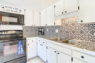 3100 Hartford St N, Saint Petersburg, FL 33713 - Photo 13