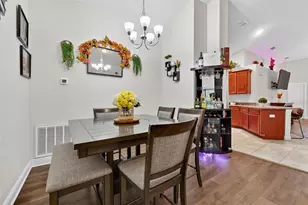 383 Buchannan Dr, Davenport, FL 33837 - Photo 9