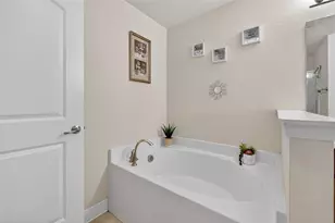 383 Buchannan Dr, Davenport, FL 33837 - Photo 13