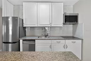 7616 Mandarin Dr, Orlando, FL 32819 - Photo 15