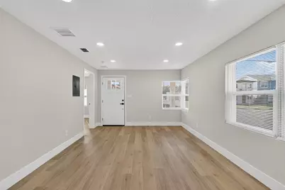 821 Colyer Street, Orlando, FL 32805 - Photo 17