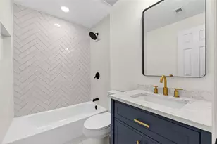 821 Colyer St, Orlando, FL 32805 - Photo 11