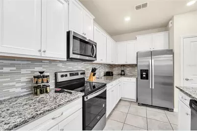 830 Paradise Drive, Davenport, FL 33897 - Photo 9