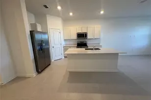 331 Sol Vis Dr, Dundee, FL 33838 - Photo 7