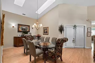 2250 Spring Lake Cir, Saint Cloud, FL 34771 - Photo 7