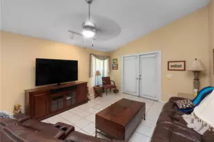 2250 Spring Lake Cir, Saint Cloud, FL 34771 - Photo 21