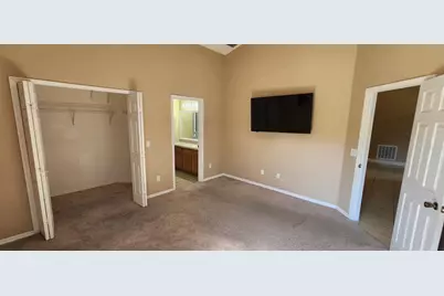 2734 Eagle Canyon Drive S, Kissimmee, FL 34746 - Photo 13