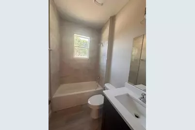 1575 S Montgomery Street, Deland, FL 32720 - Photo 9