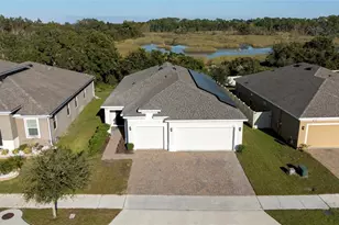 669 Jupiter Beach Rd, Groveland, FL 34736 - Photo 23