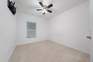 669 Jupiter Beach Rd, Groveland, FL 34736 - Photo 19