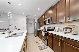 669 Jupiter Beach Rd, Groveland, FL 34736 - Photo 3