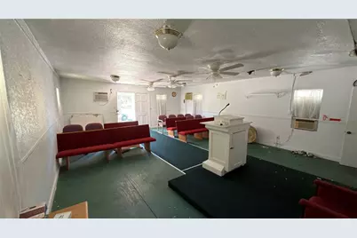 1121 S Adelle Avenue, Deland, FL 32720 - Photo 13