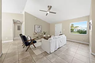 212 E 15th St, Apopka, FL 32703 - Photo 7