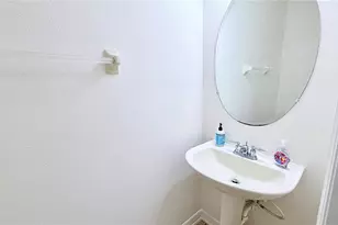 10424 Kiplinger Ln, Orlando, FL 32829 - Photo 9