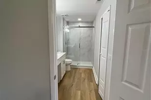 5395 Vineland Rd, Orlando, FL 32811 - Photo 13